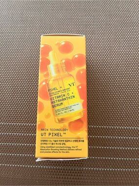 VT Pixel Vitamin C Astaxanthin Serum — Bright Orange Glow